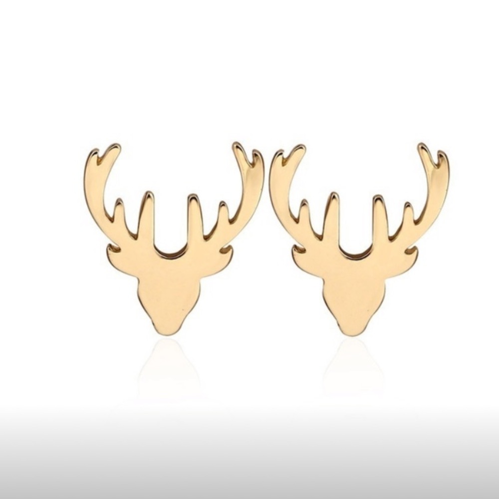 Deer stud earrings